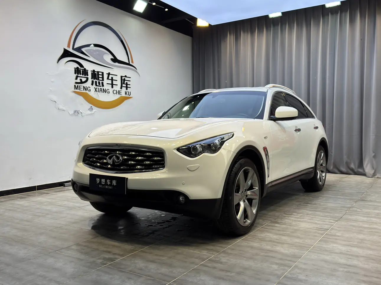 Infiniti FX