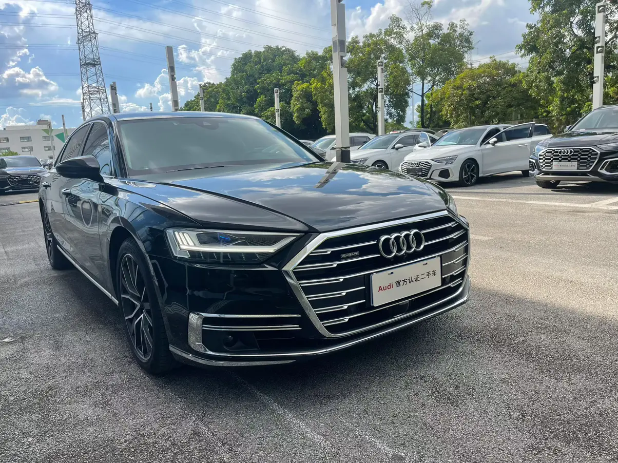 Audi A8