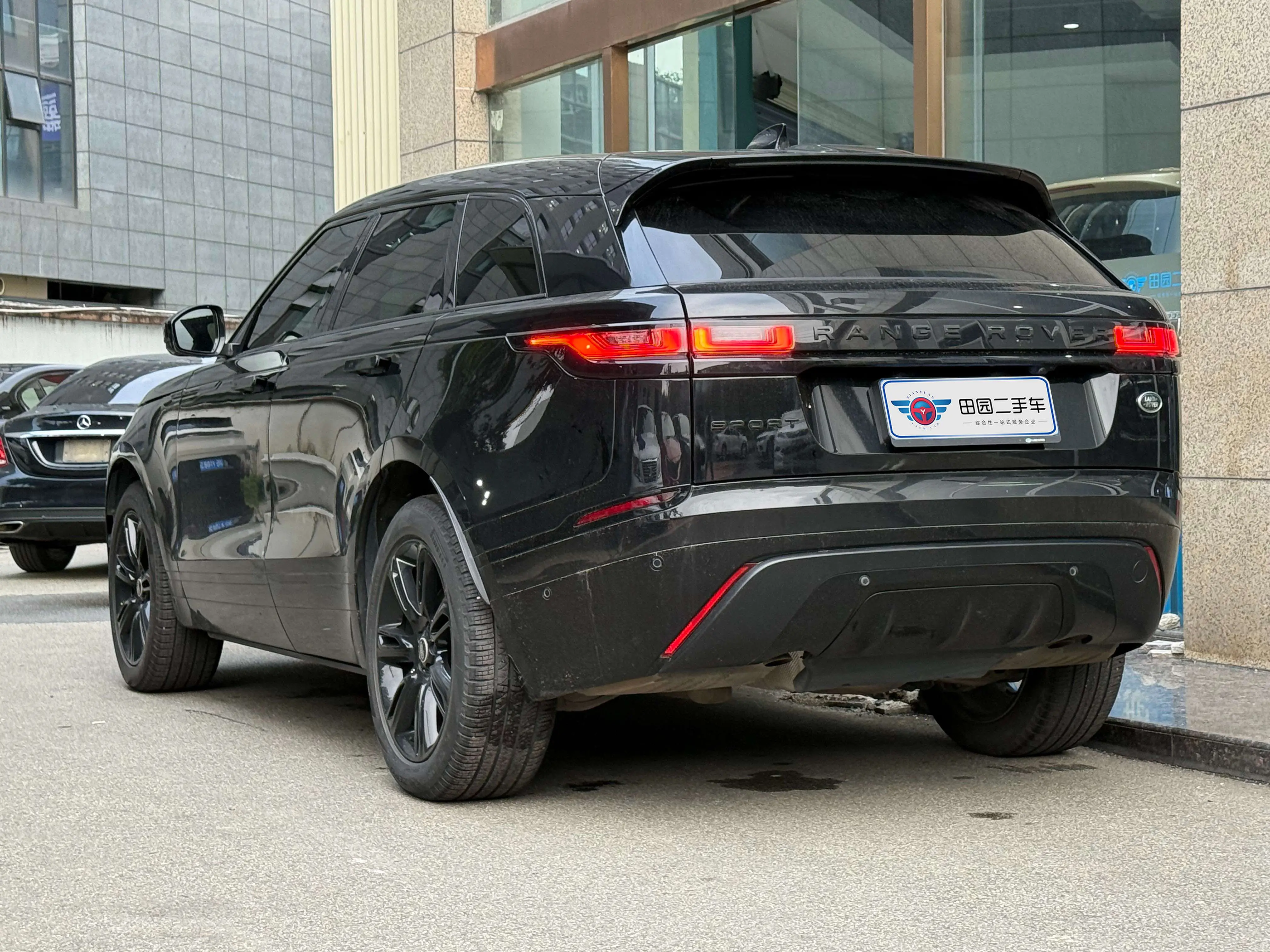 Land Rover Range Rover Velar