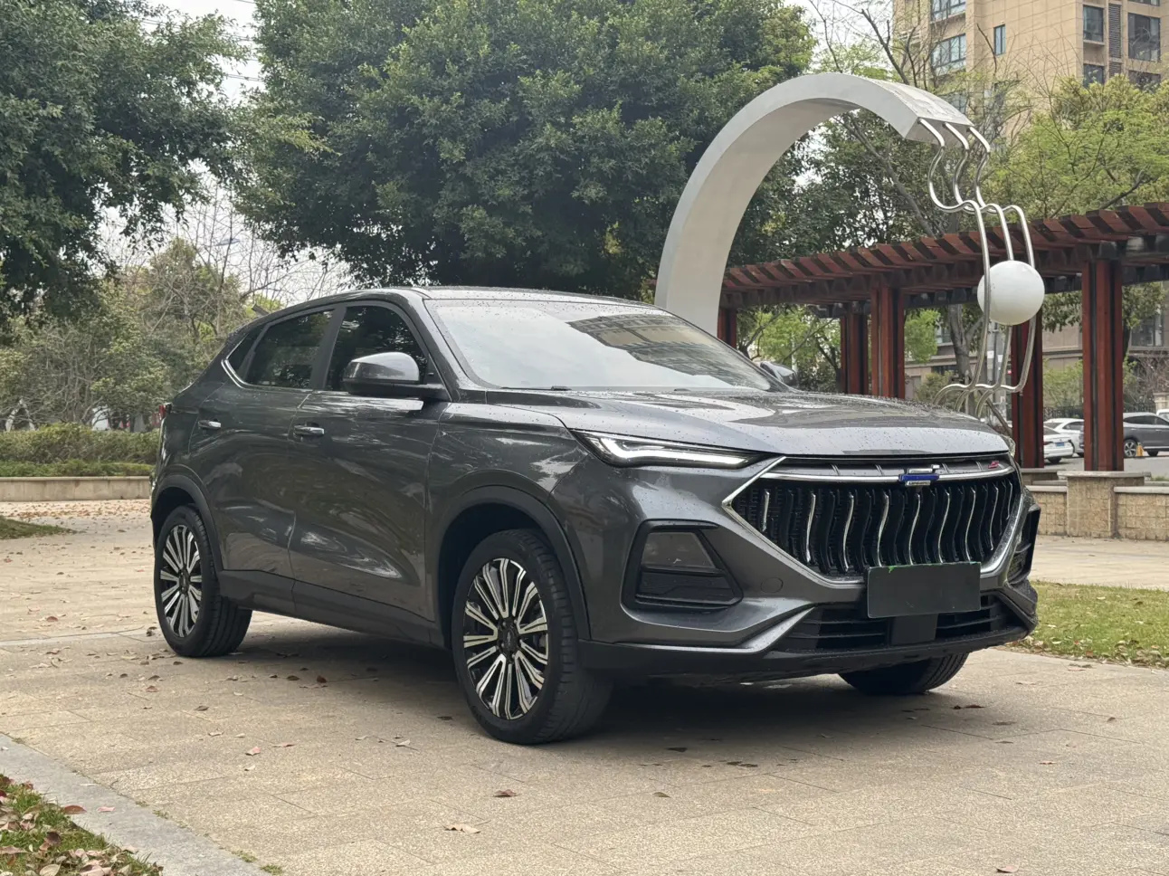 Oshan Changan Auchan X5