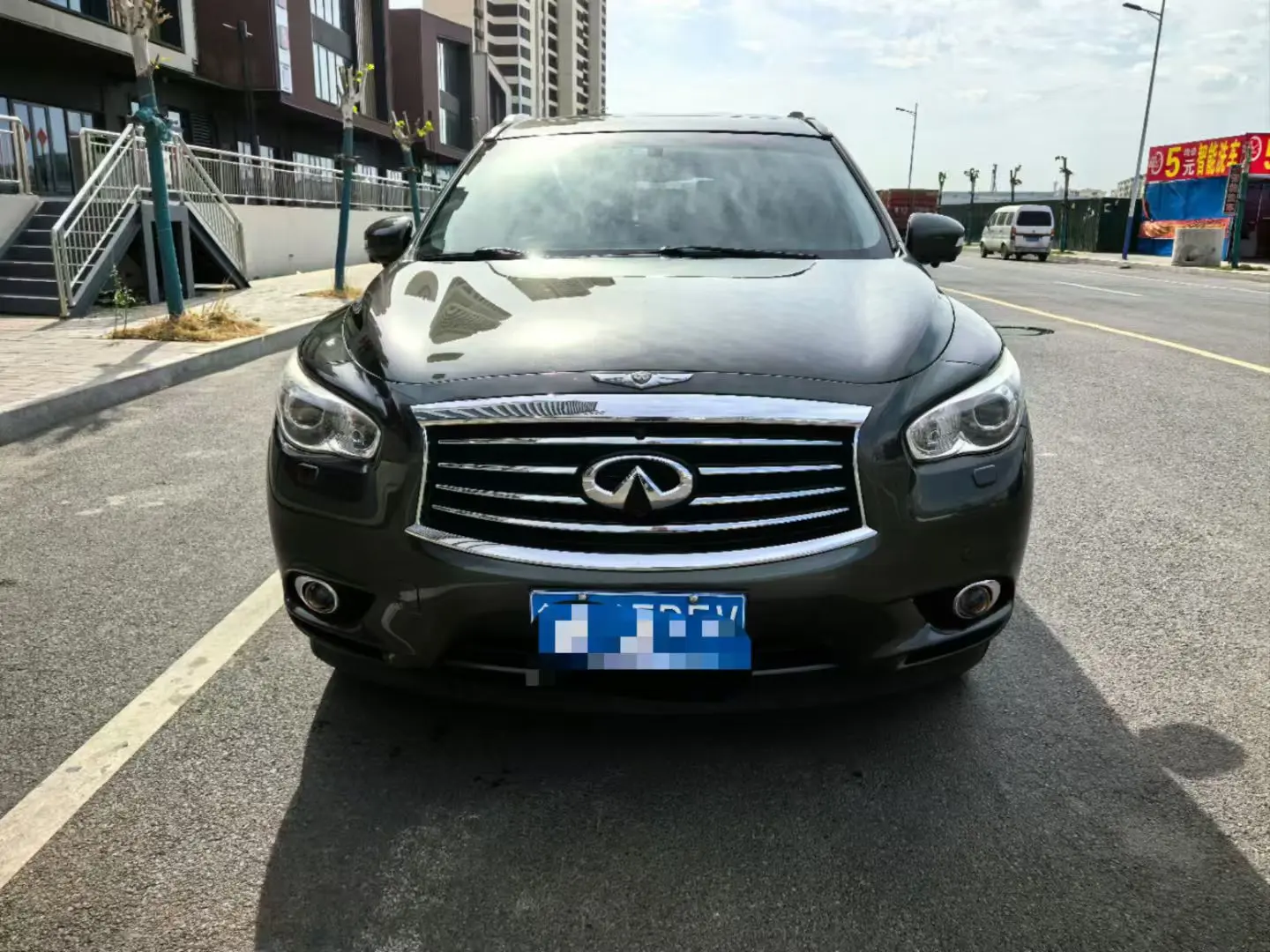Infiniti JX