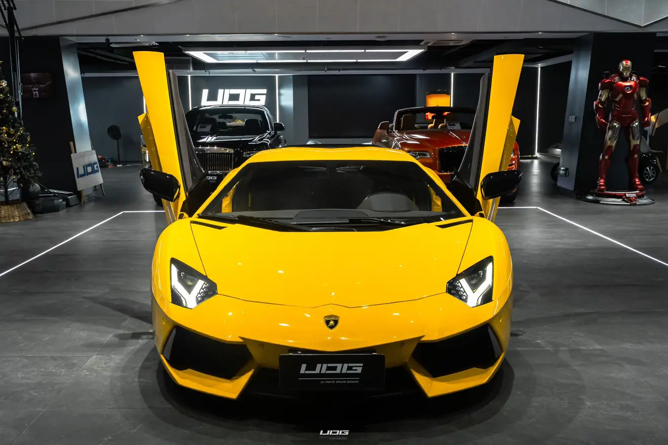 Lamborghini Aventador