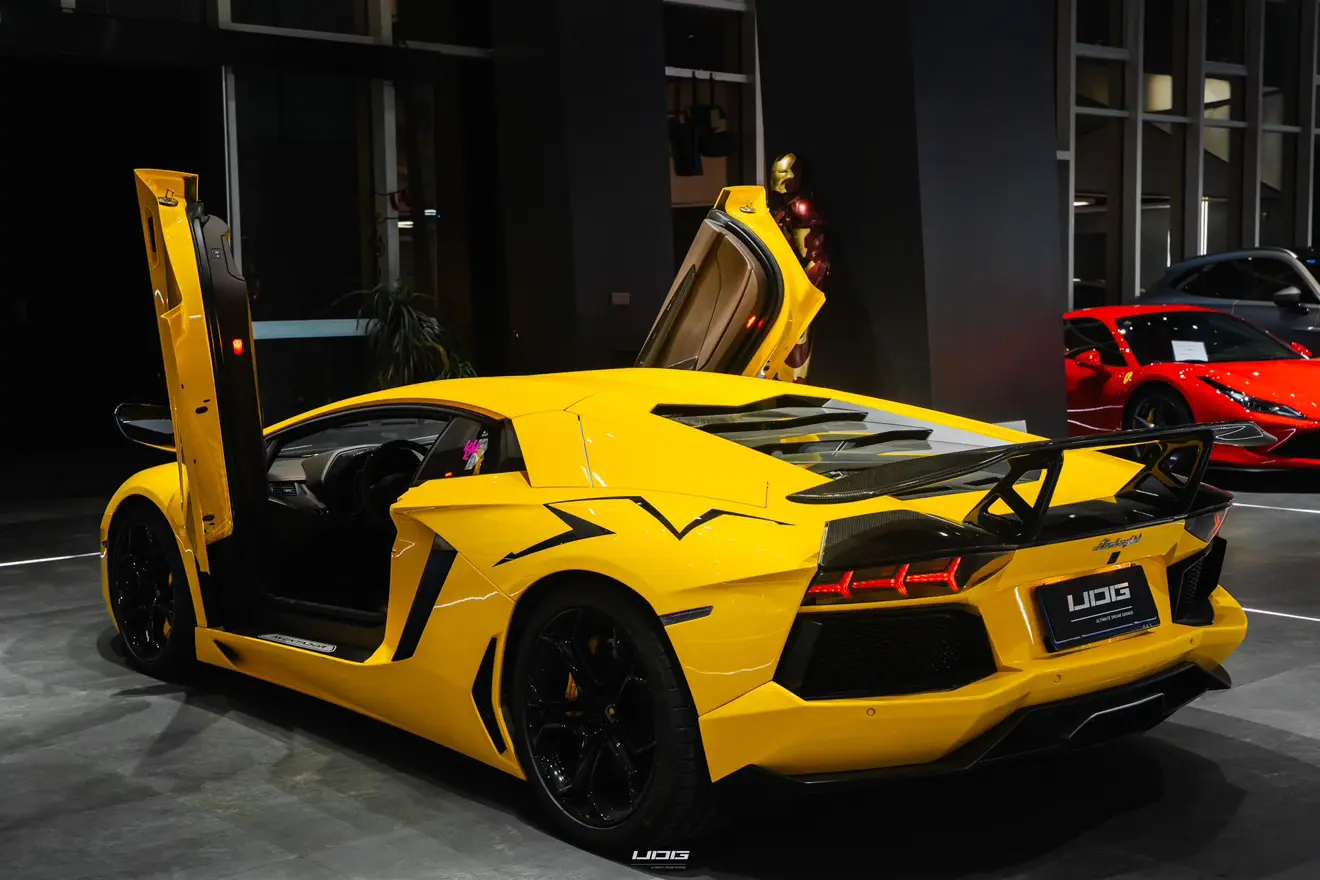 Lamborghini Aventador