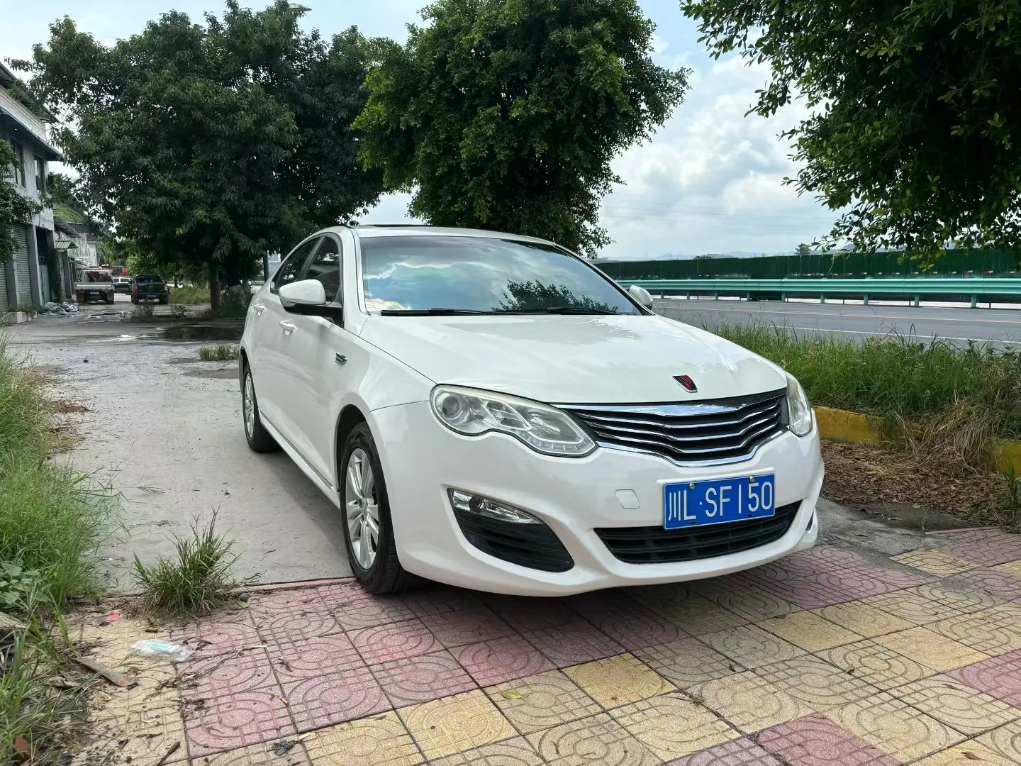Roewe 550