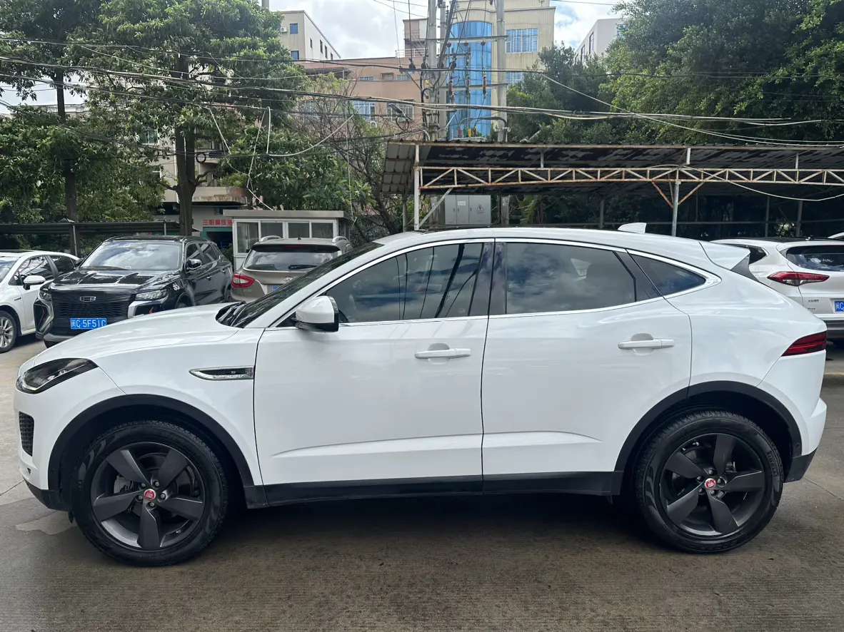 Jaguar E-PACE