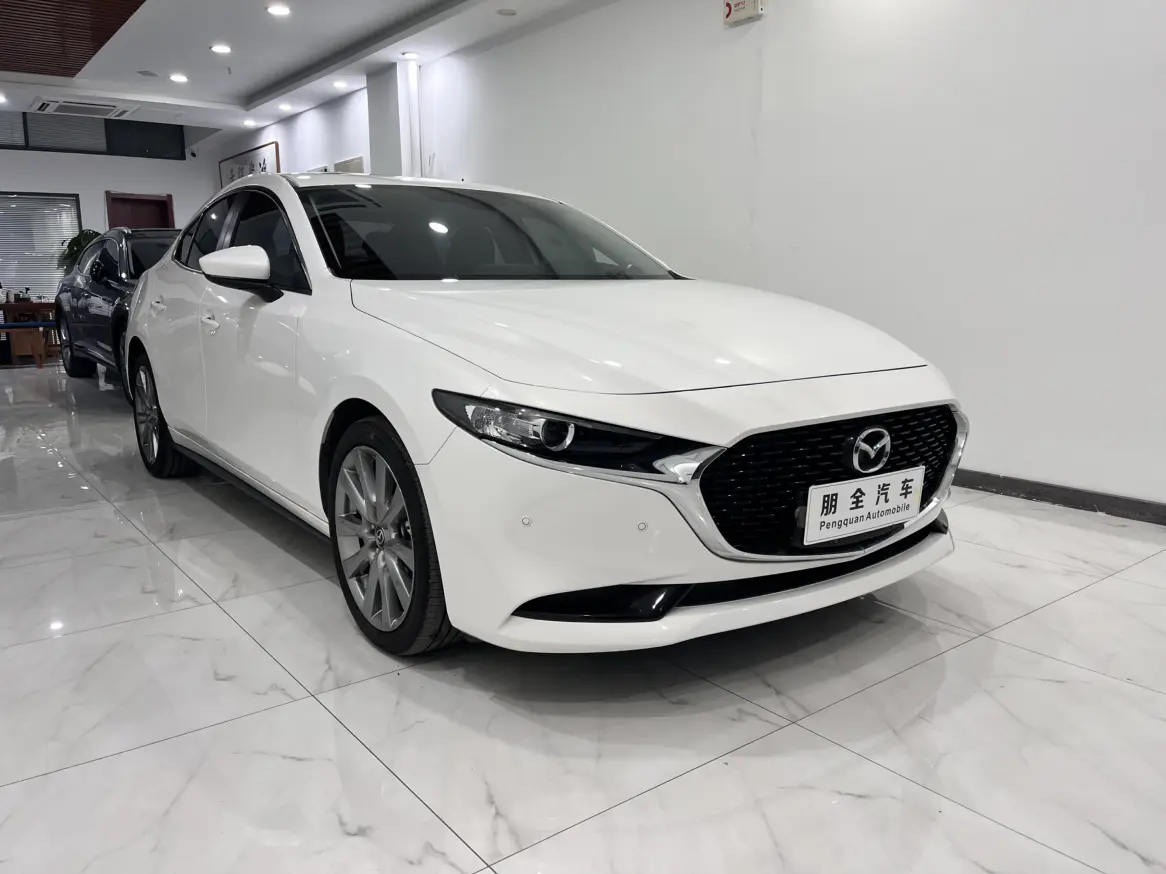 Mazda 3 Angkesela