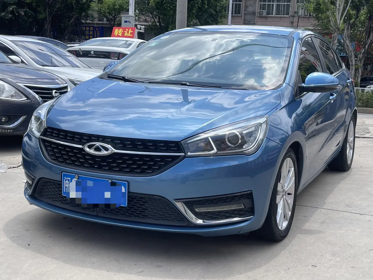 Chery Arrizo 5