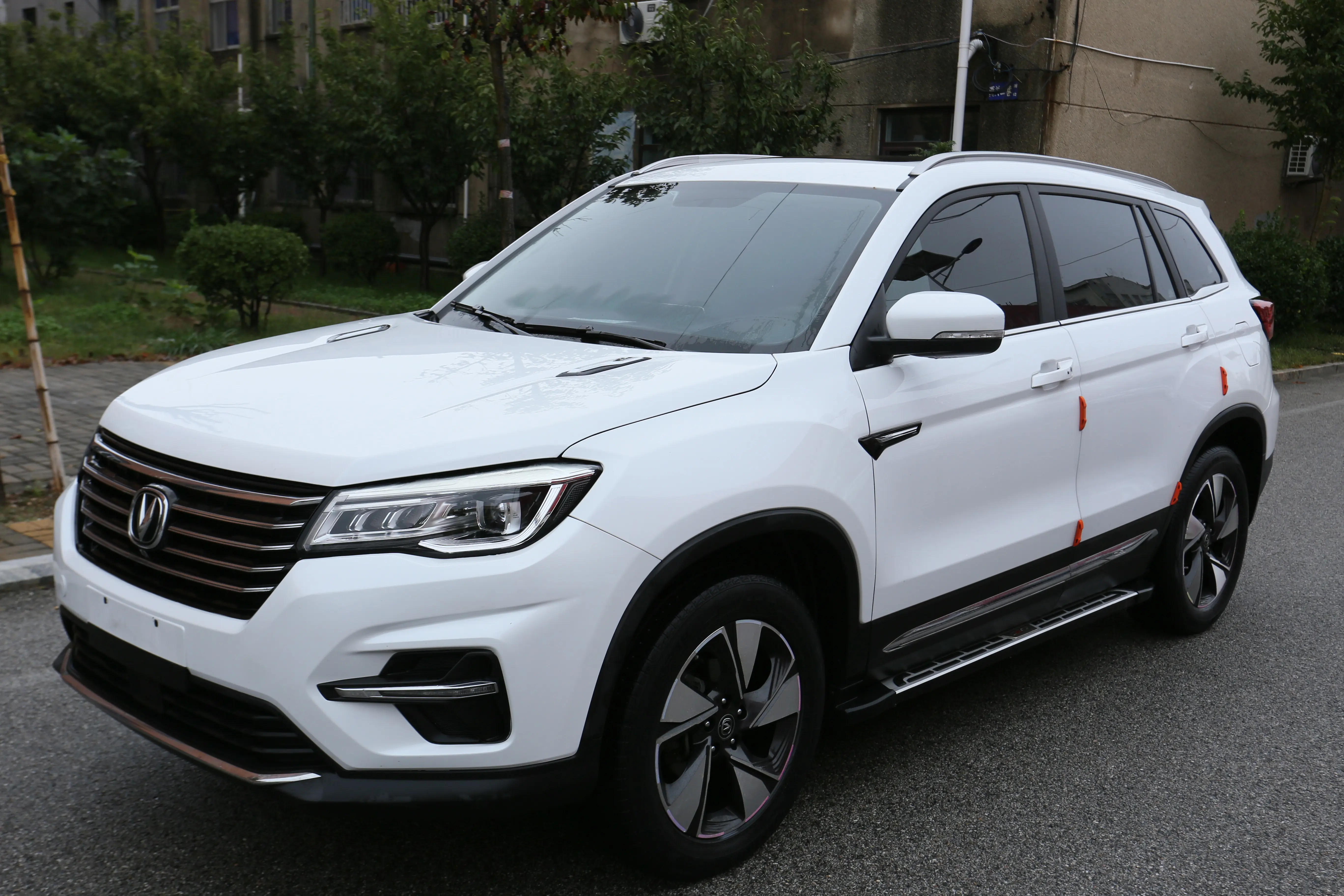Changan CS75