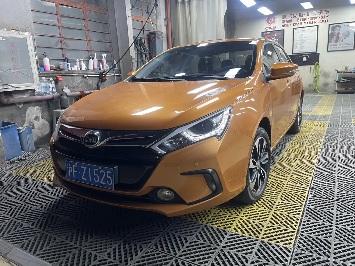 BYD Qin DM  из Китая