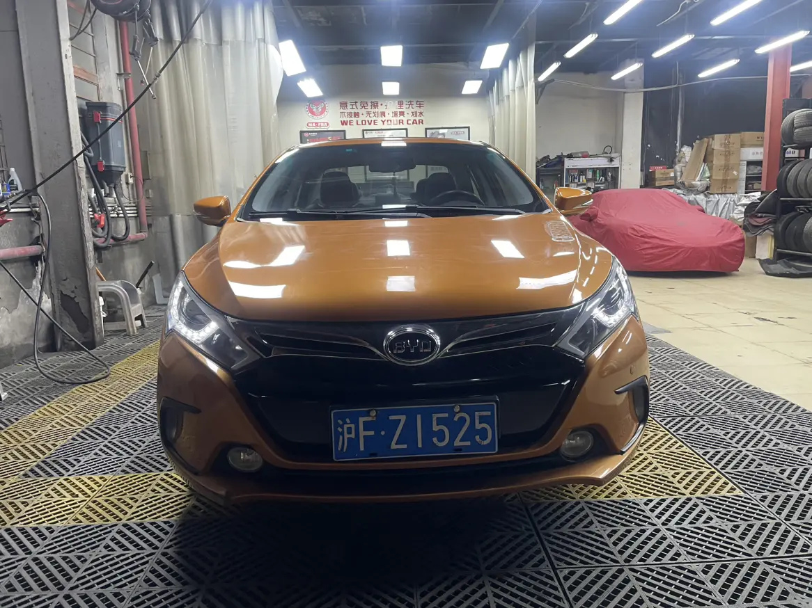 BYD Qin DM  из Китая