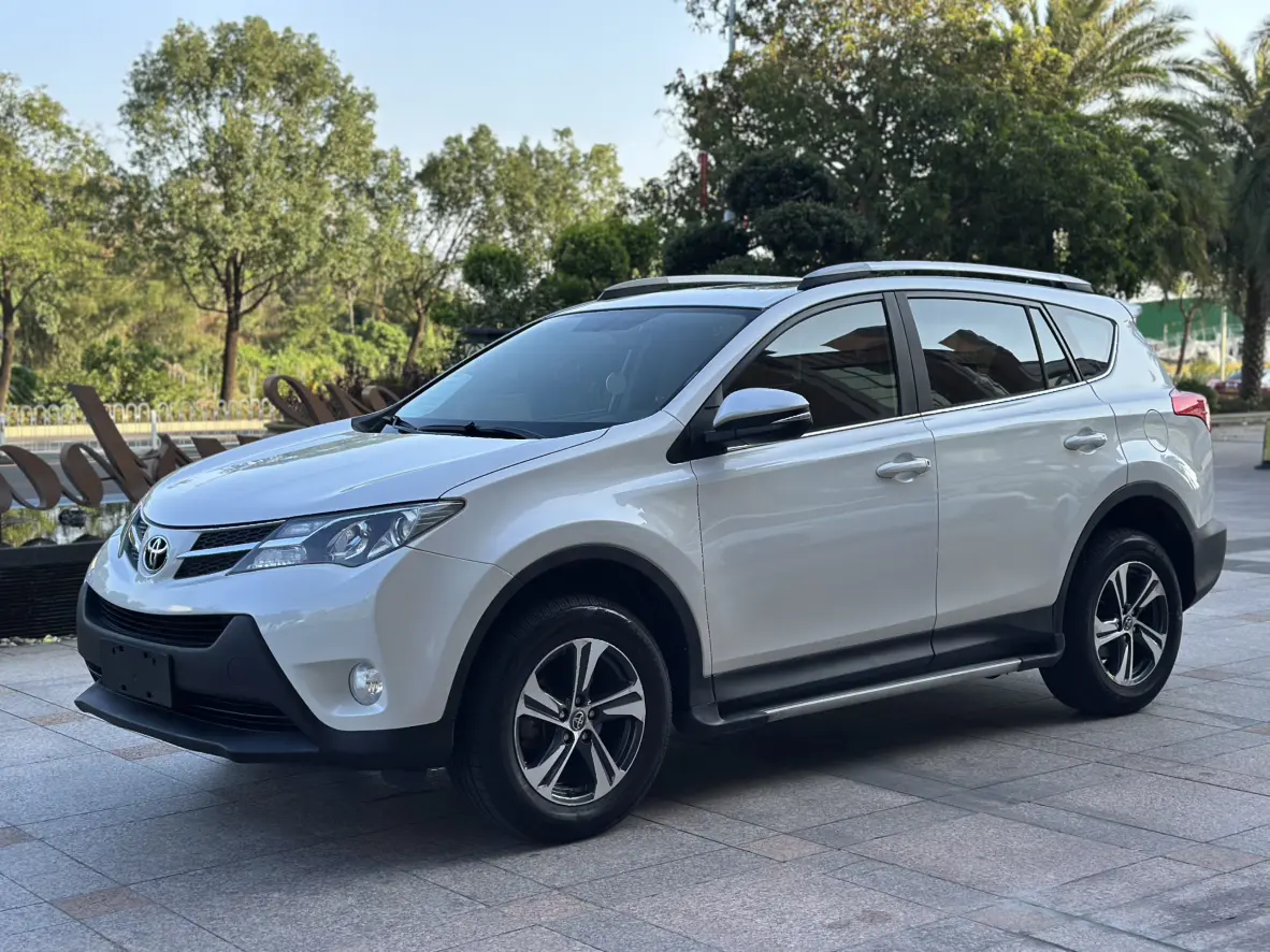 Toyota RAV4  из Китая