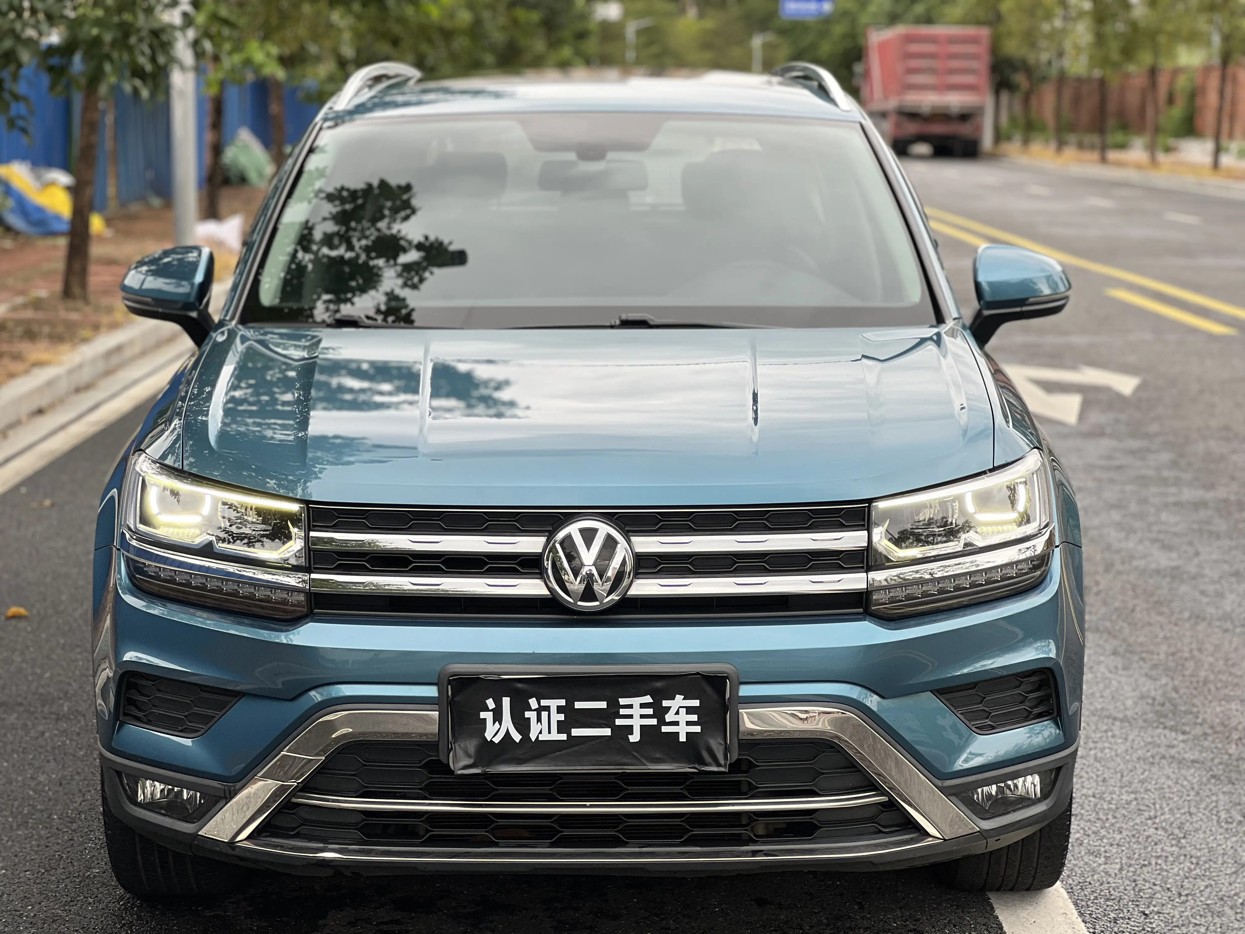 Volkswagen Tharu  из Китая