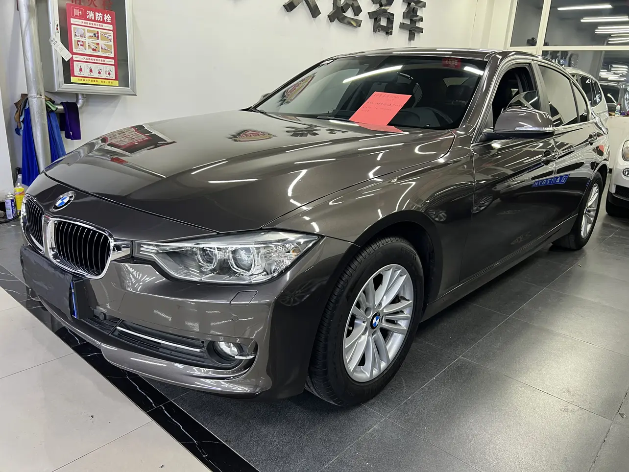 BMW 3 Series  из Китая