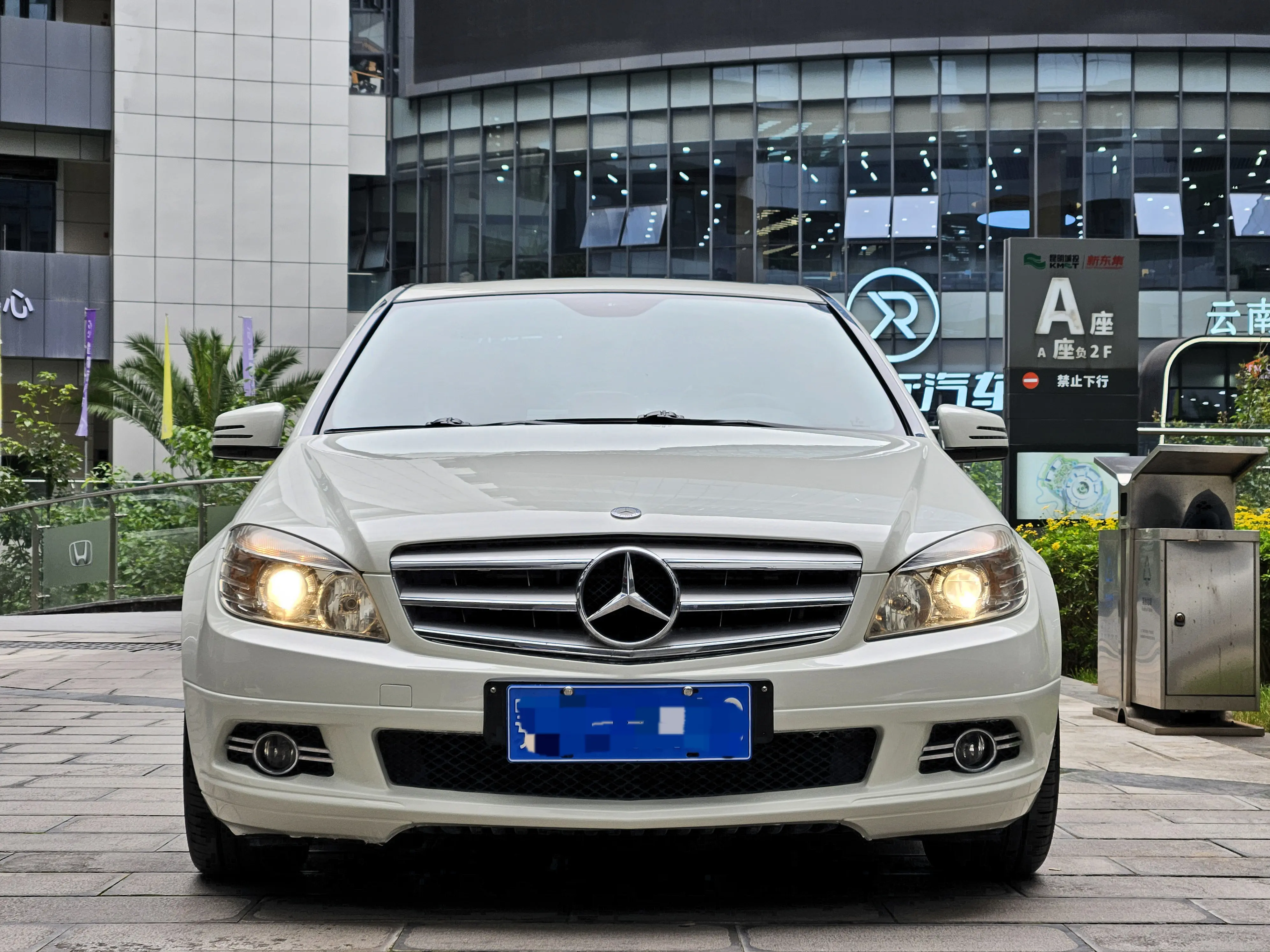 Mercedes-Benz Mercedes Benz C Class  из Китая