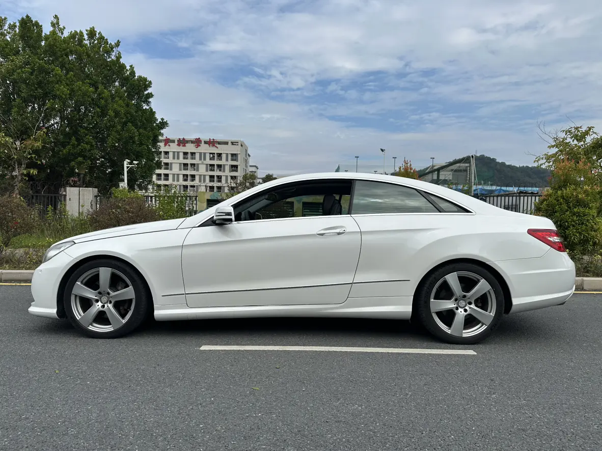 Mercedes-Benz E-Class (imported)  из Китая