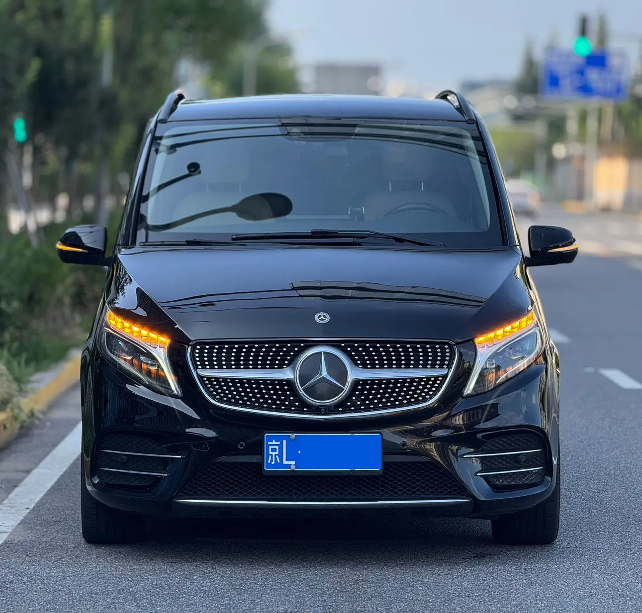 Mercedes-Benz Mercedes Benz V Class
