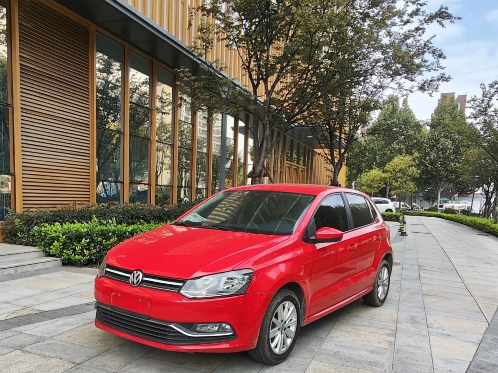 Volkswagen Polo  из Китая