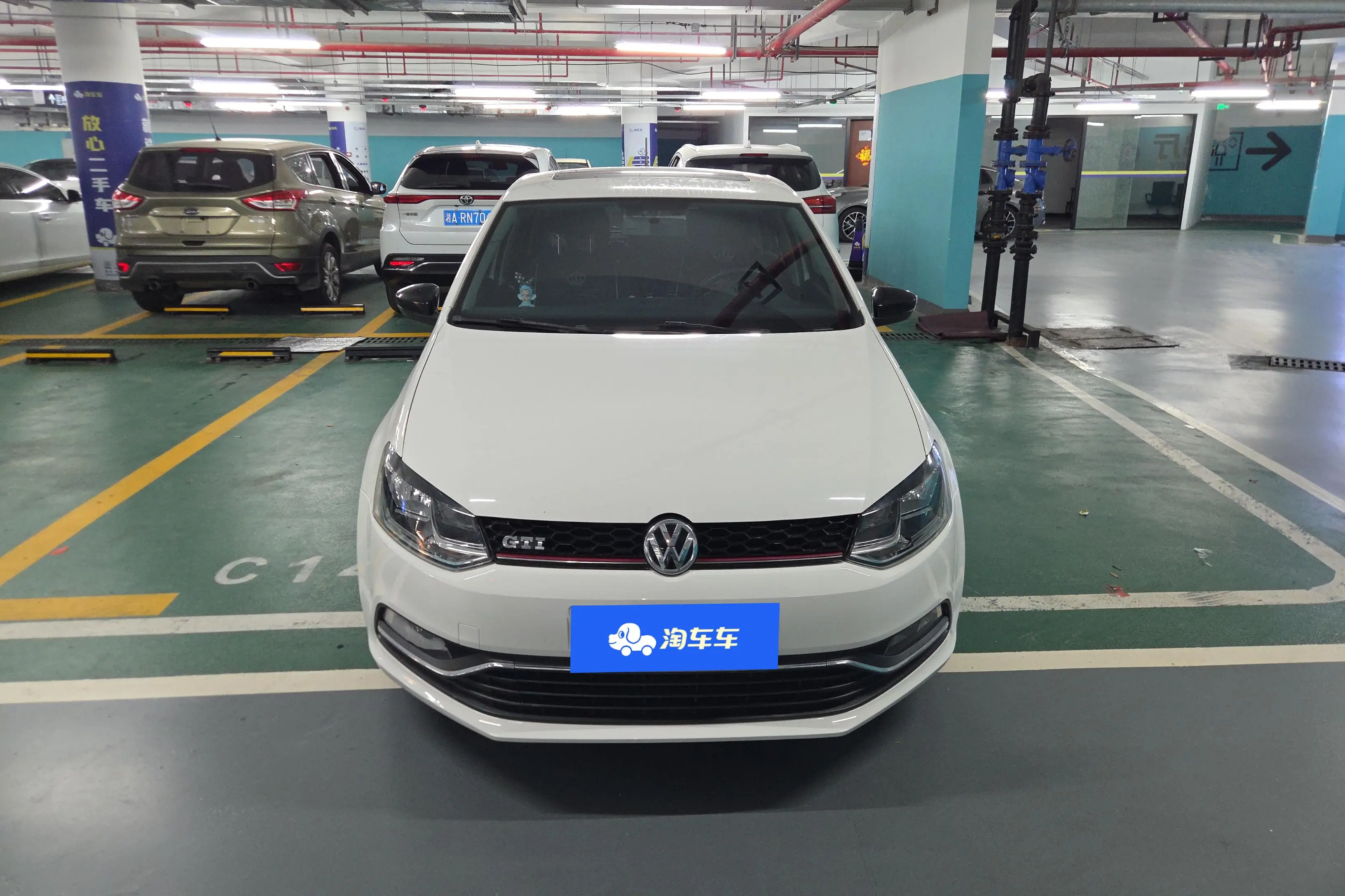 Volkswagen Polo  из Китая