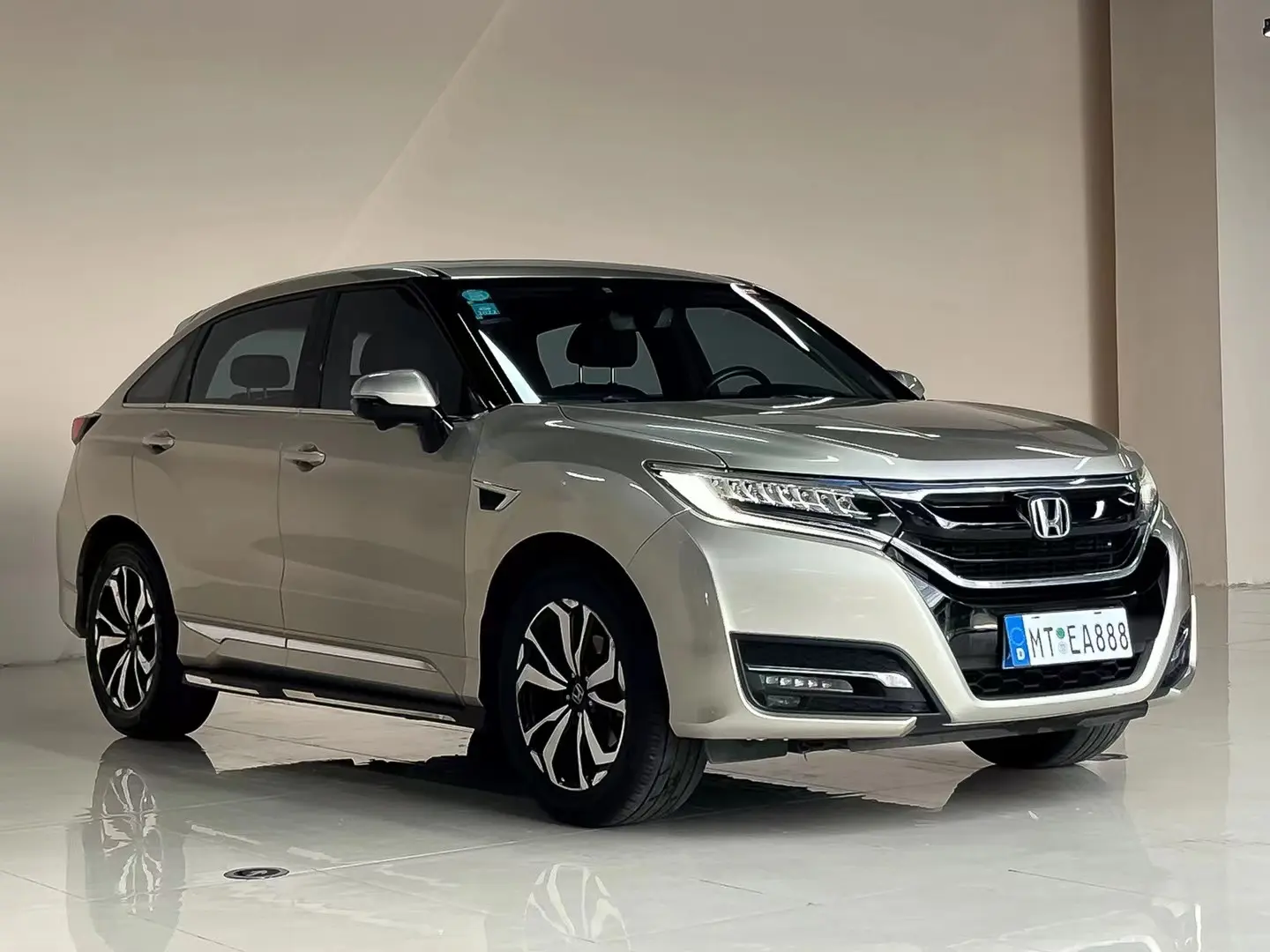 Honda UR-V