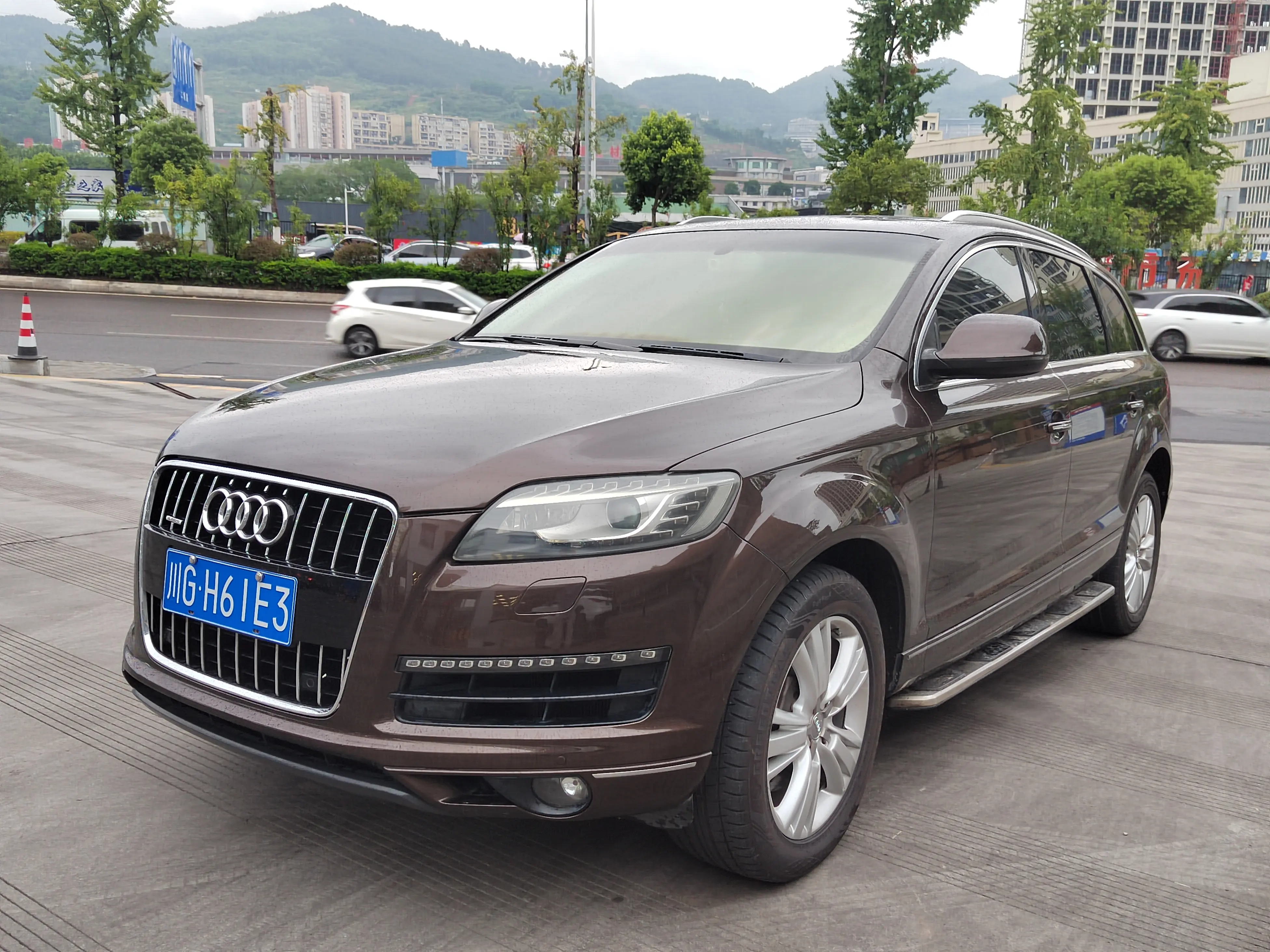 Audi Q7  из Китая