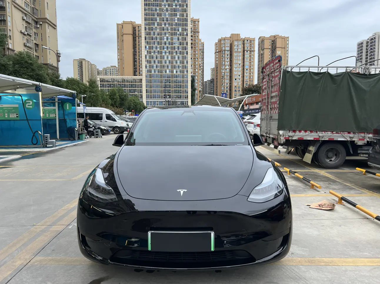 Tesla Model Y  из Китая