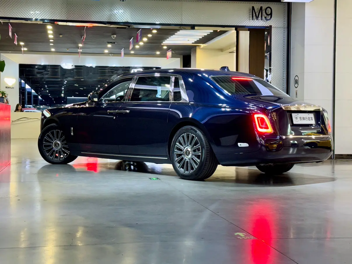 Rolls Royce Phantom