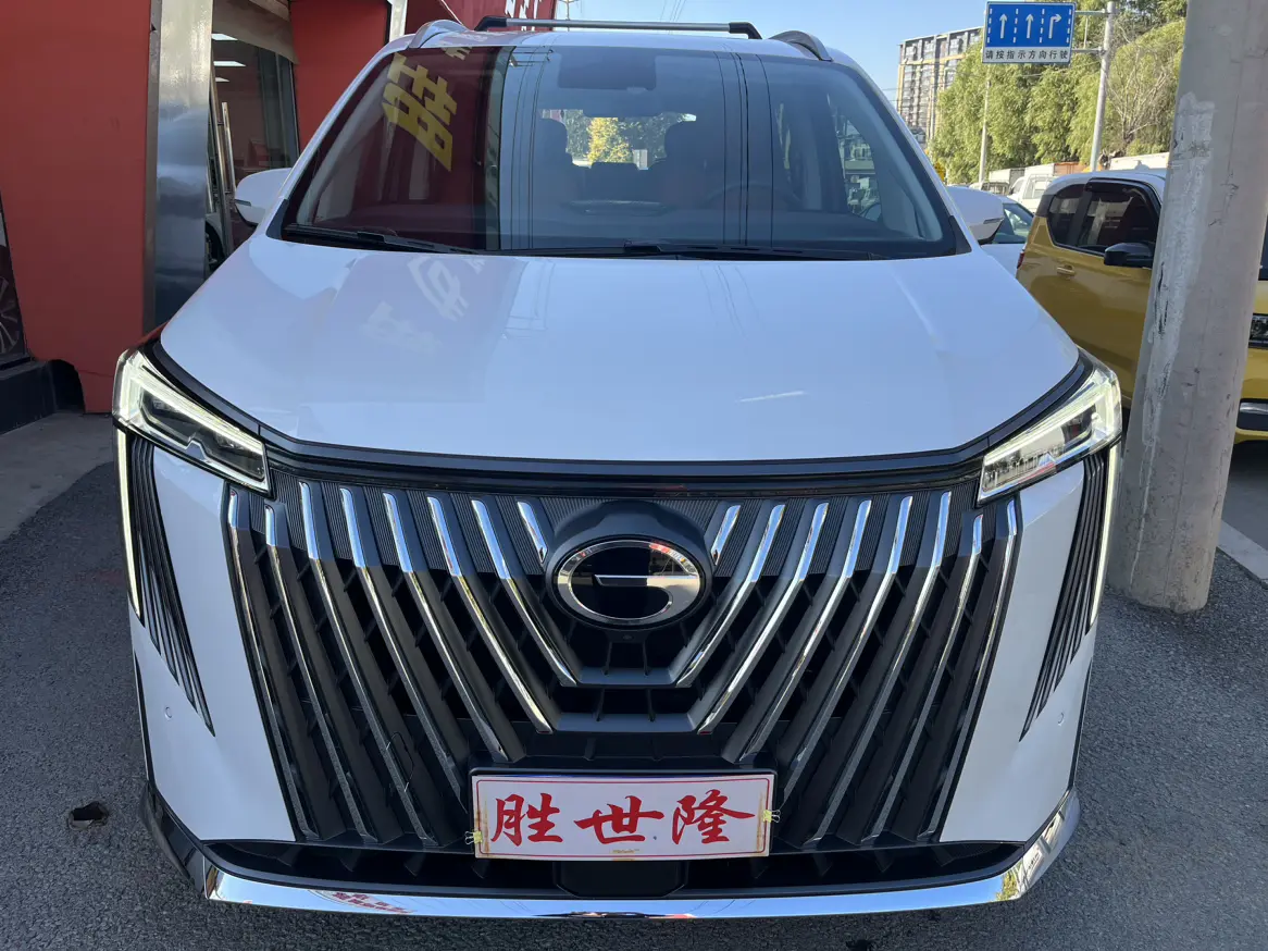GAC Trumpchi M8  из Китая