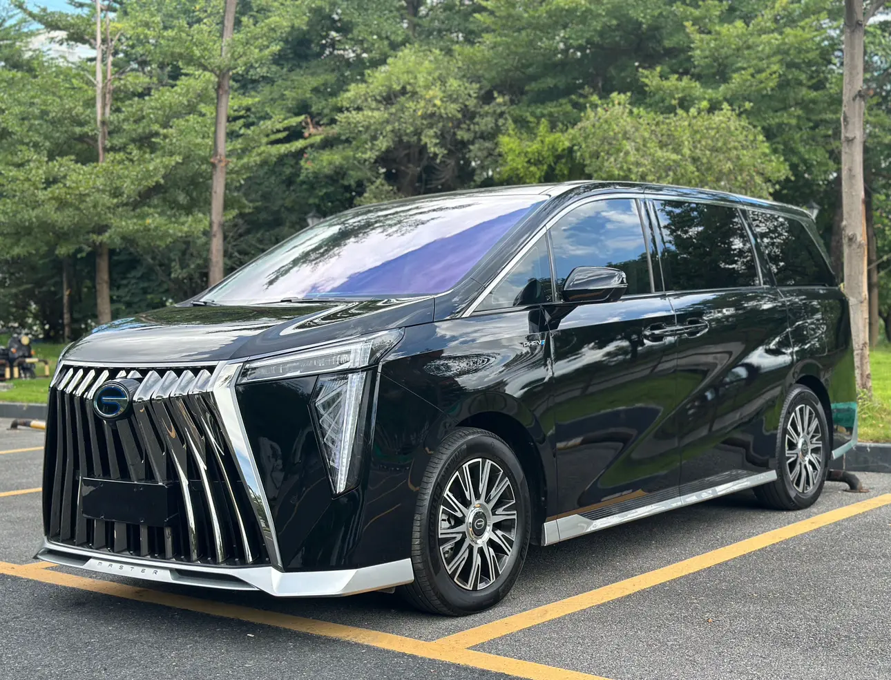 GAC Trumpchi E9 PHEV
