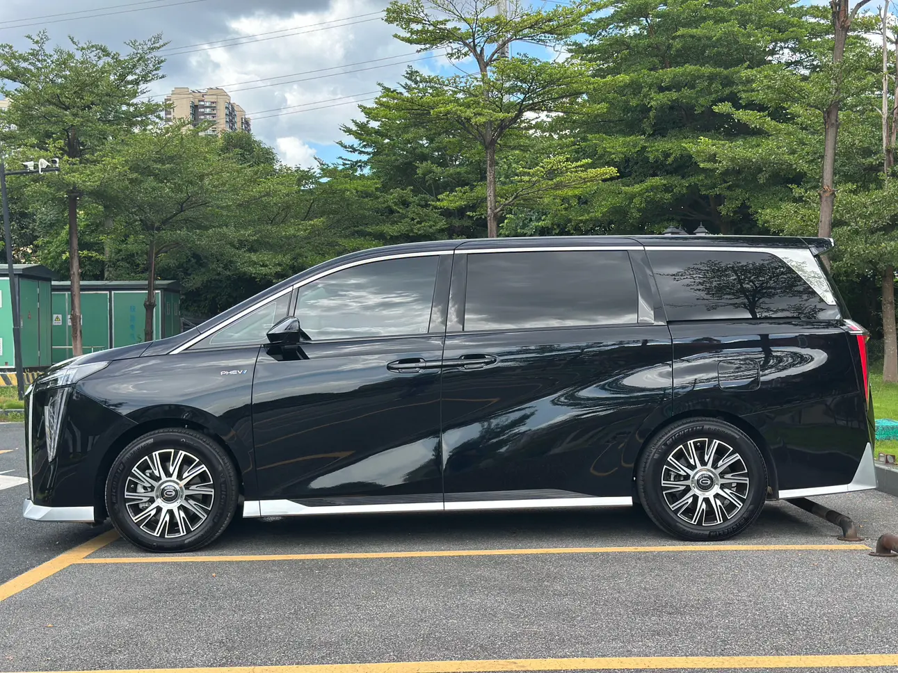 GAC Trumpchi E9 PHEV