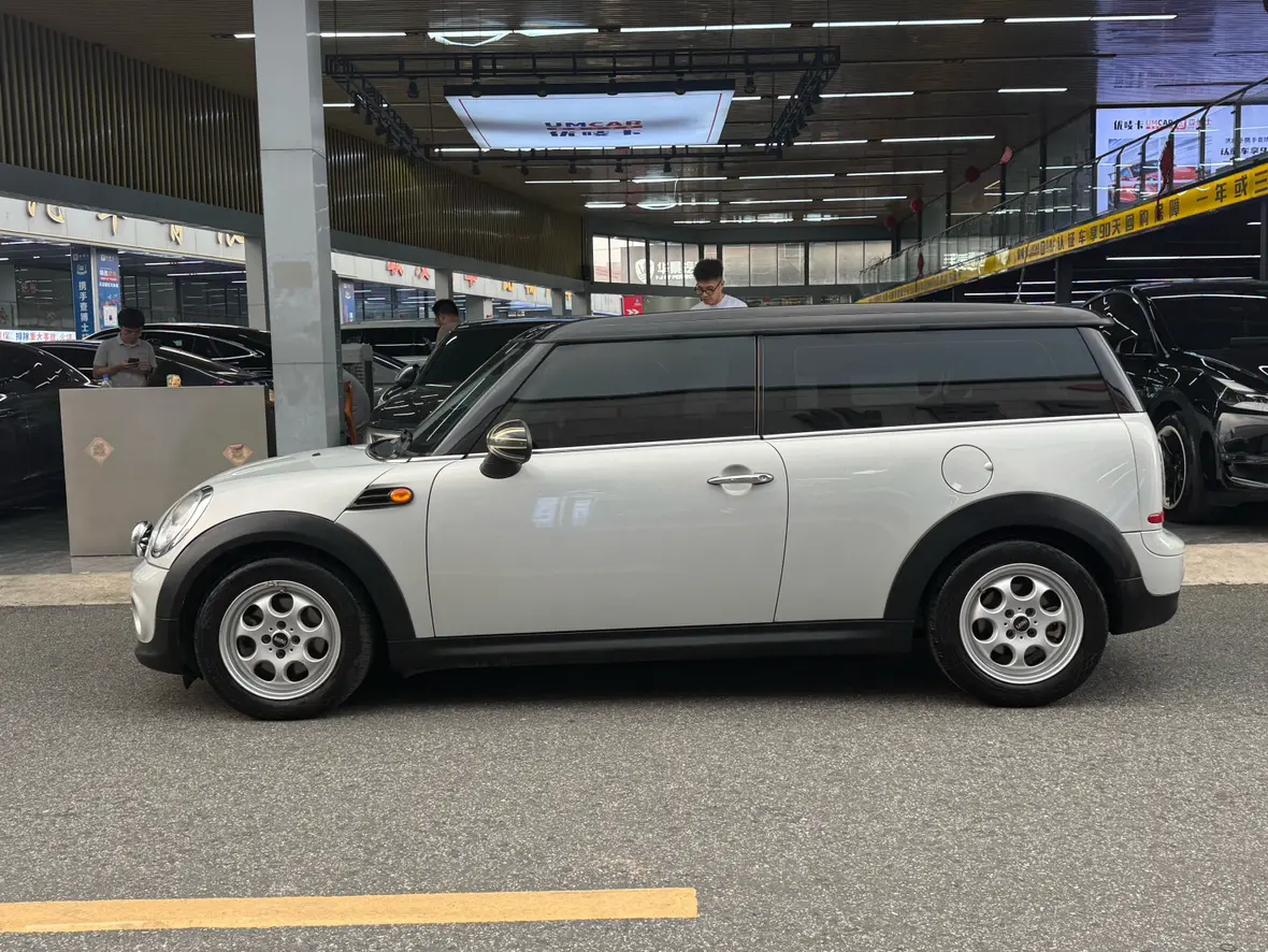 MINI CLUBMAN