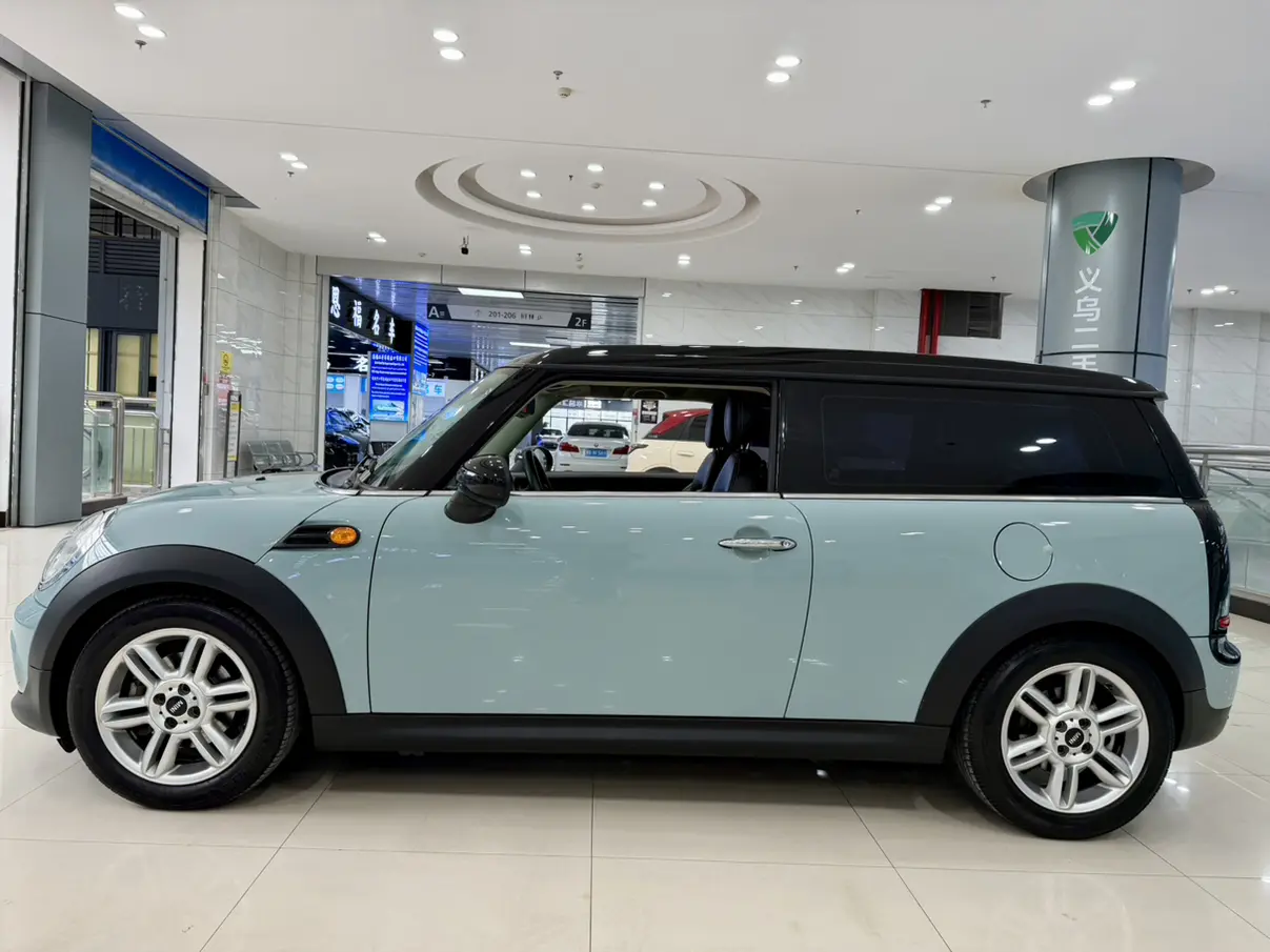 MINI CLUBMAN