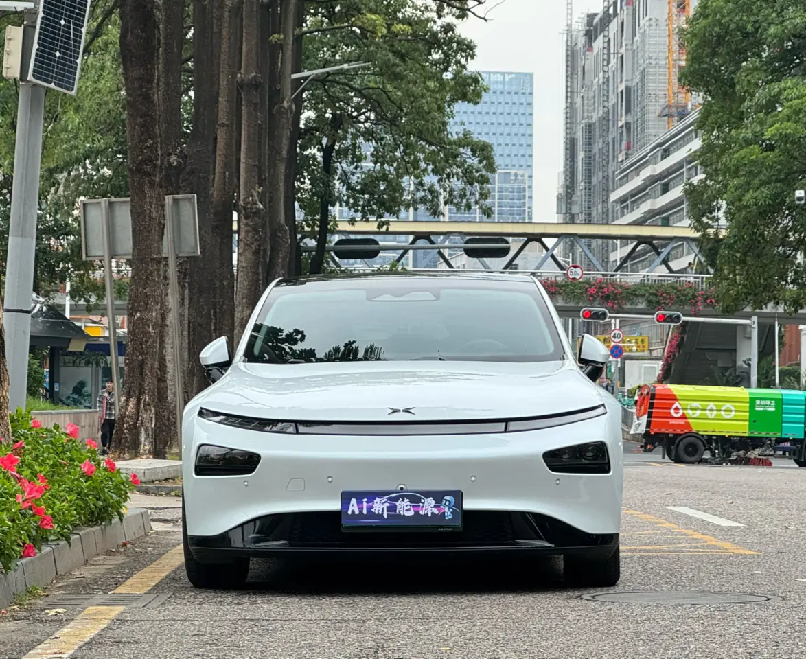 Xpeng P7