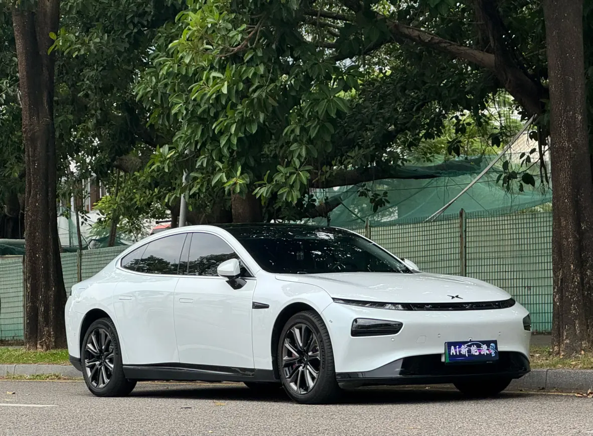 Xpeng P7