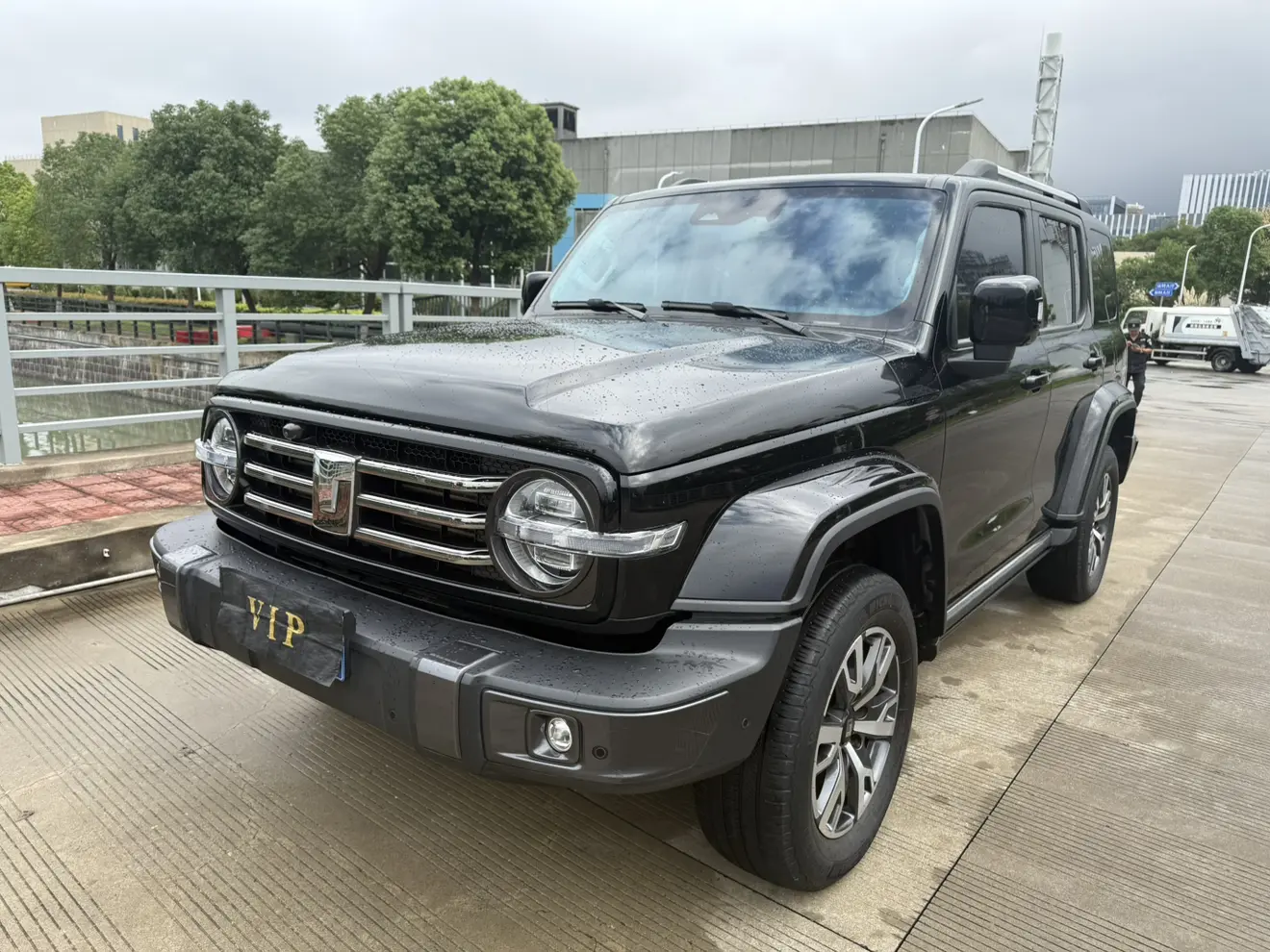 Tank 300  из Китая