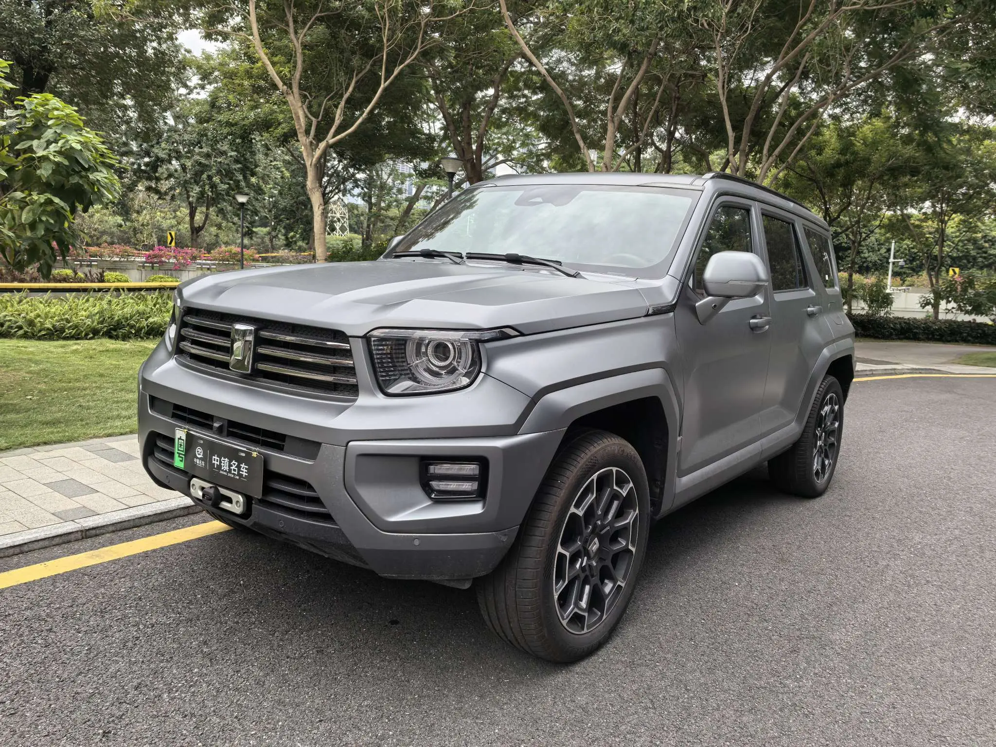 Tank 700 Hi4-T  из Китая