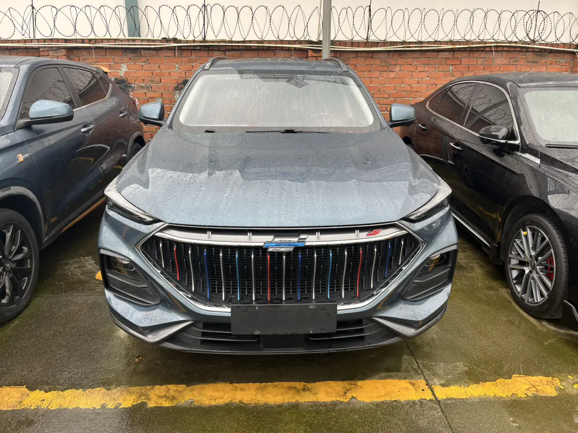 Oshan Changan Auchan X5