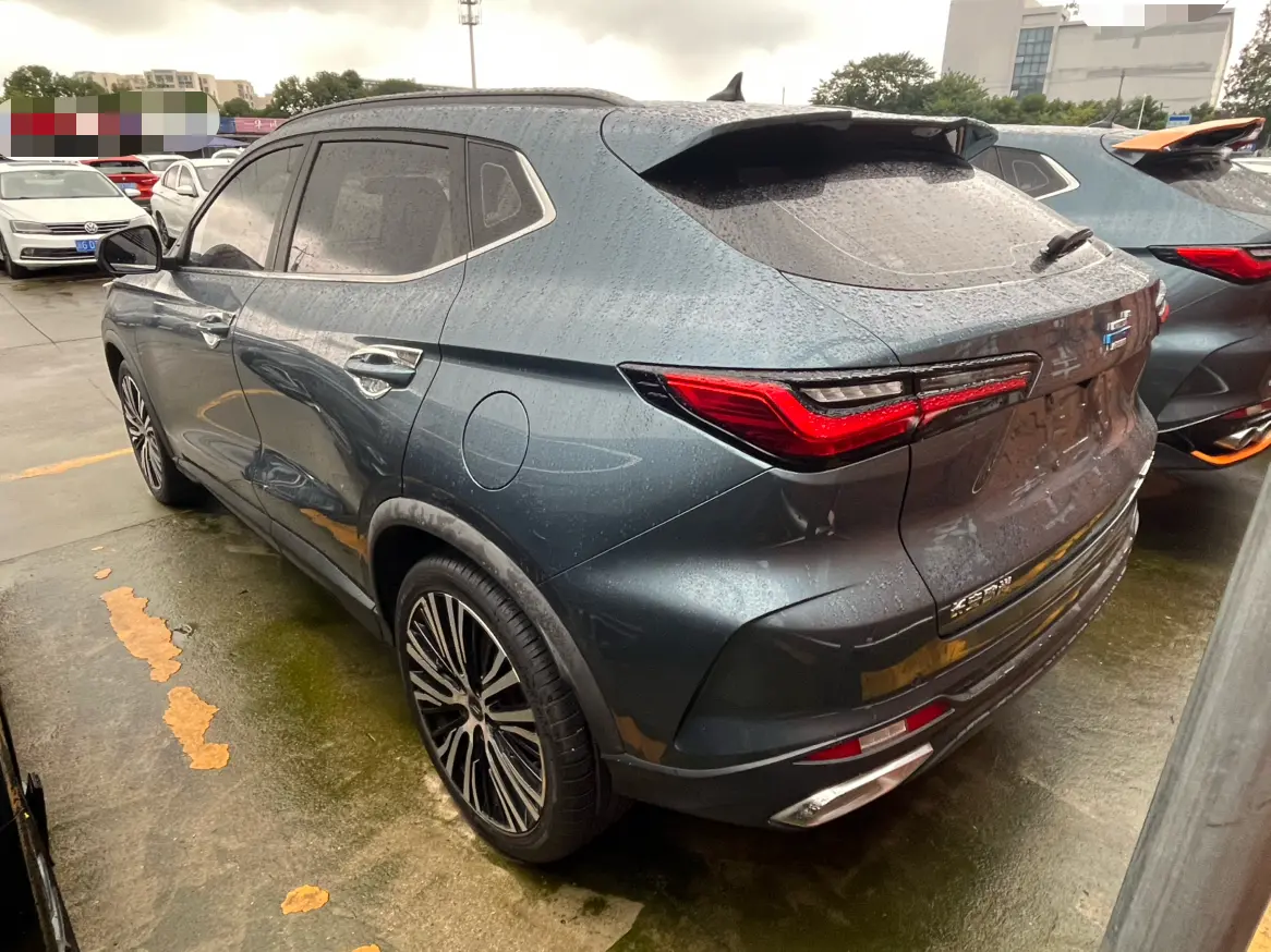 Oshan Changan Auchan X5