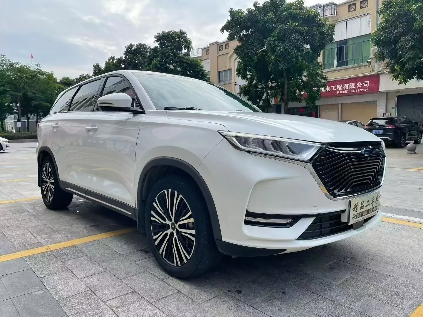 Oshan Changan Auchan X7