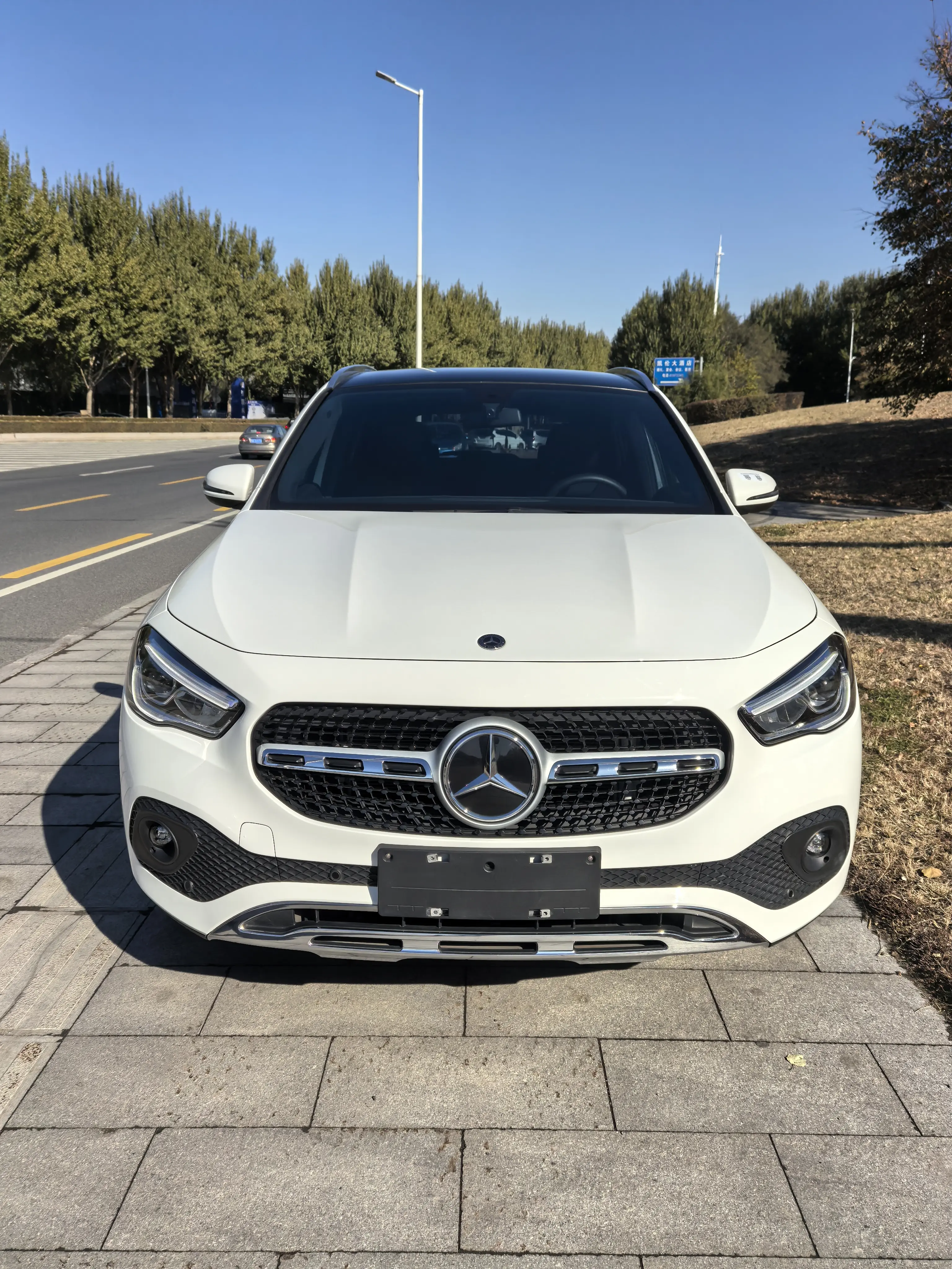 Mercedes-Benz GLA  из Китая