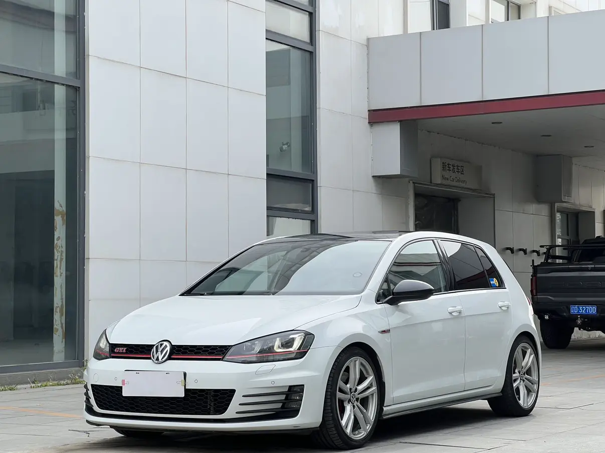 Volkswagen Golf GTI  из Китая