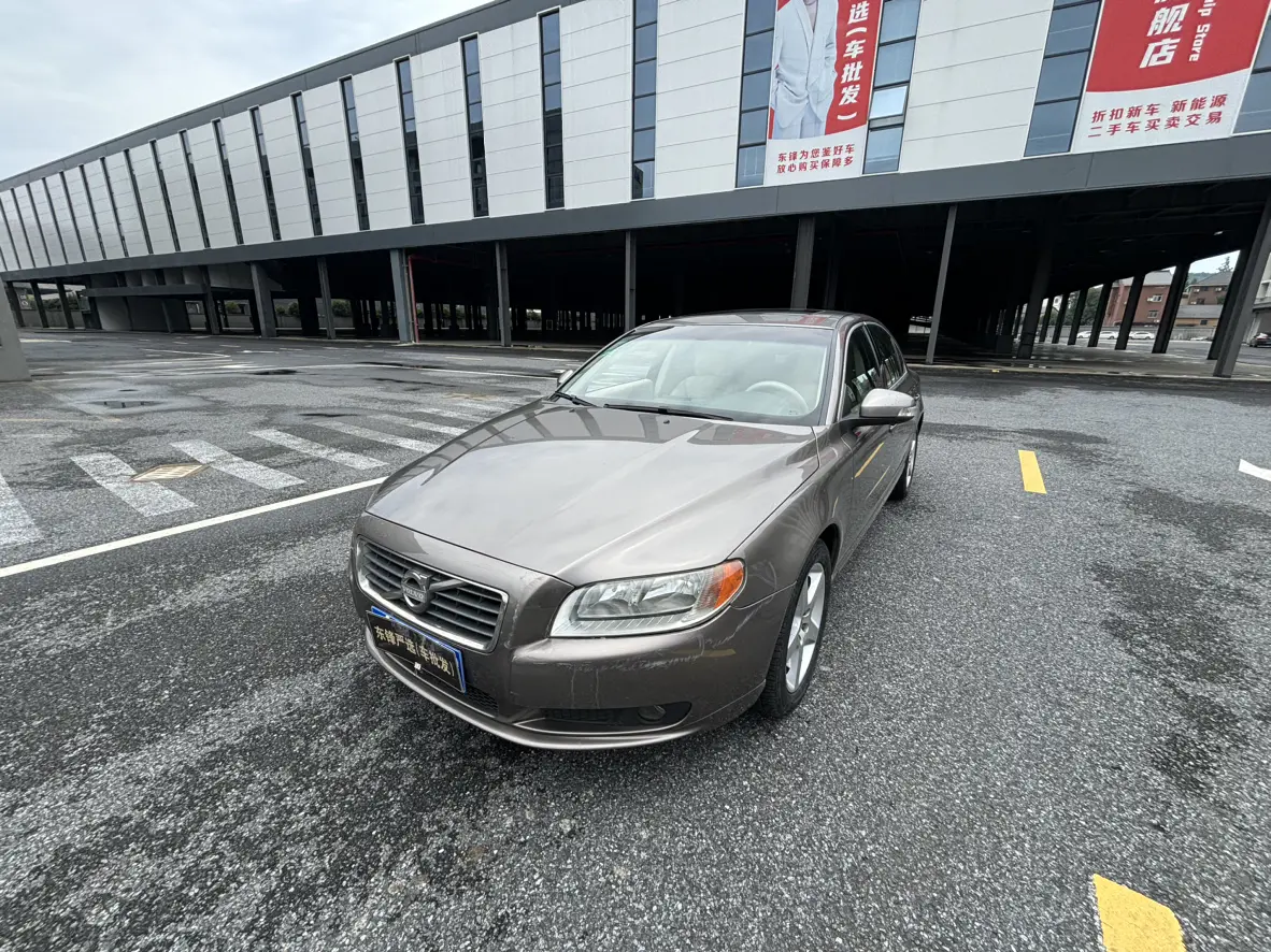 Volvo S80L  из Китая