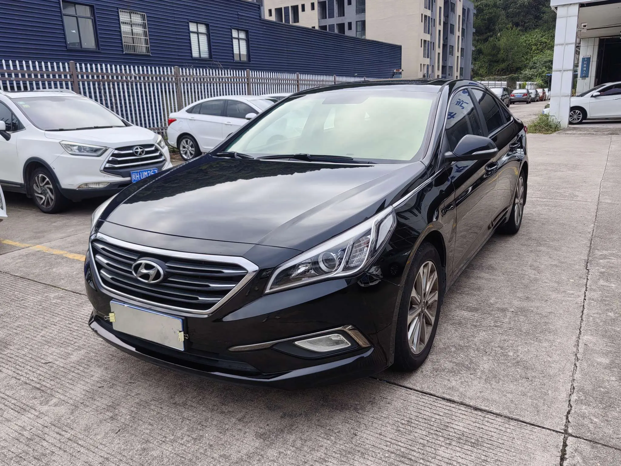 Hyundai Sonata nine