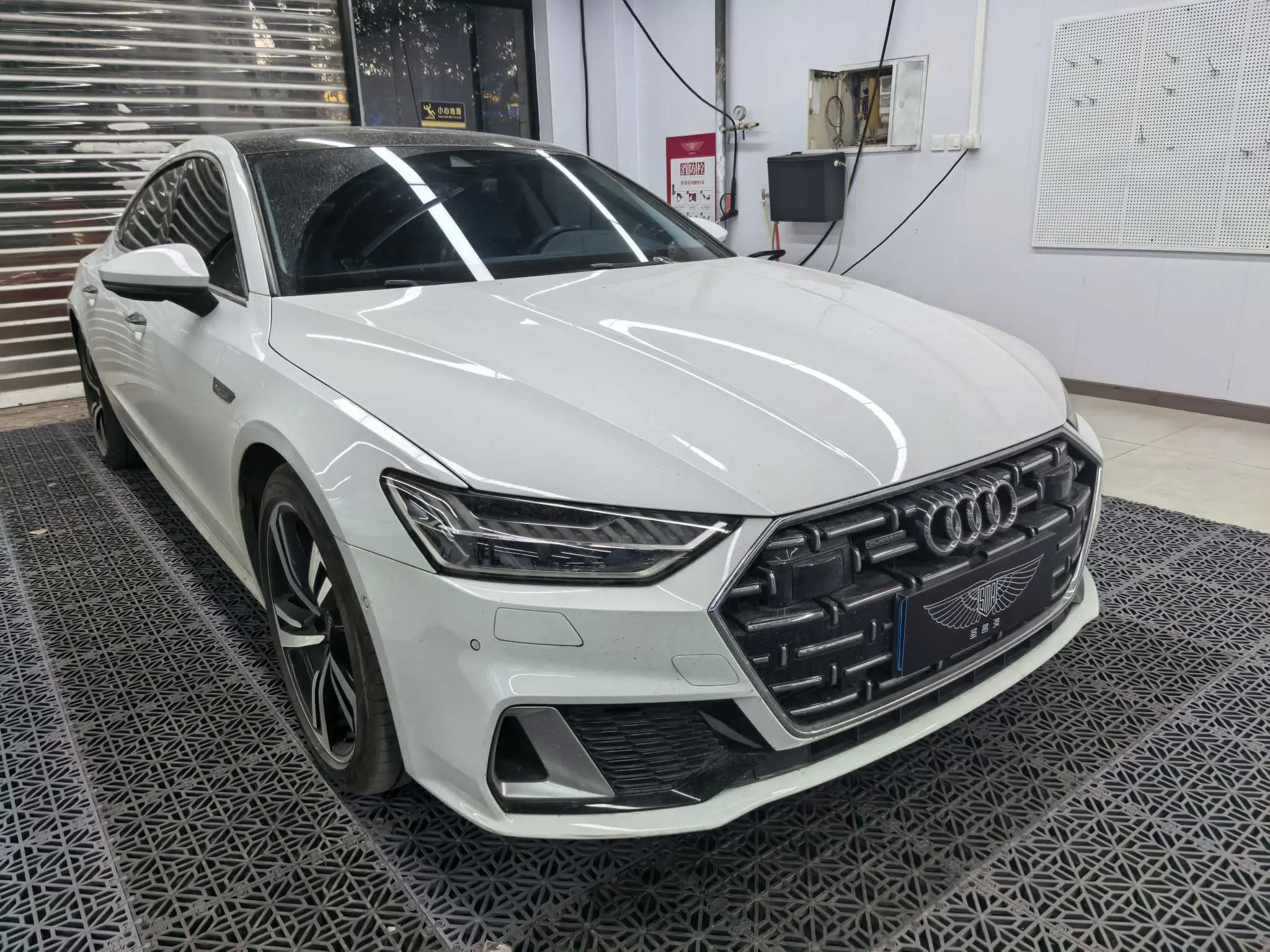 Audi A7L