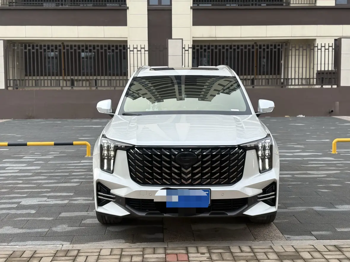 GAC Trumpchi GS8  из Китая