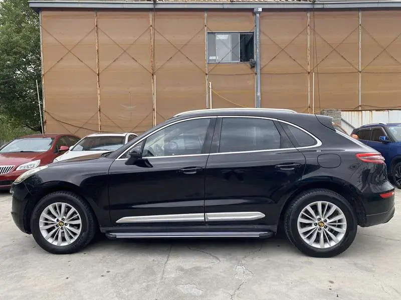 Zotye SR9