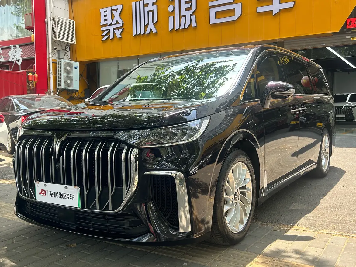 Voyah Lantu Dreamer PHEV  из Китая