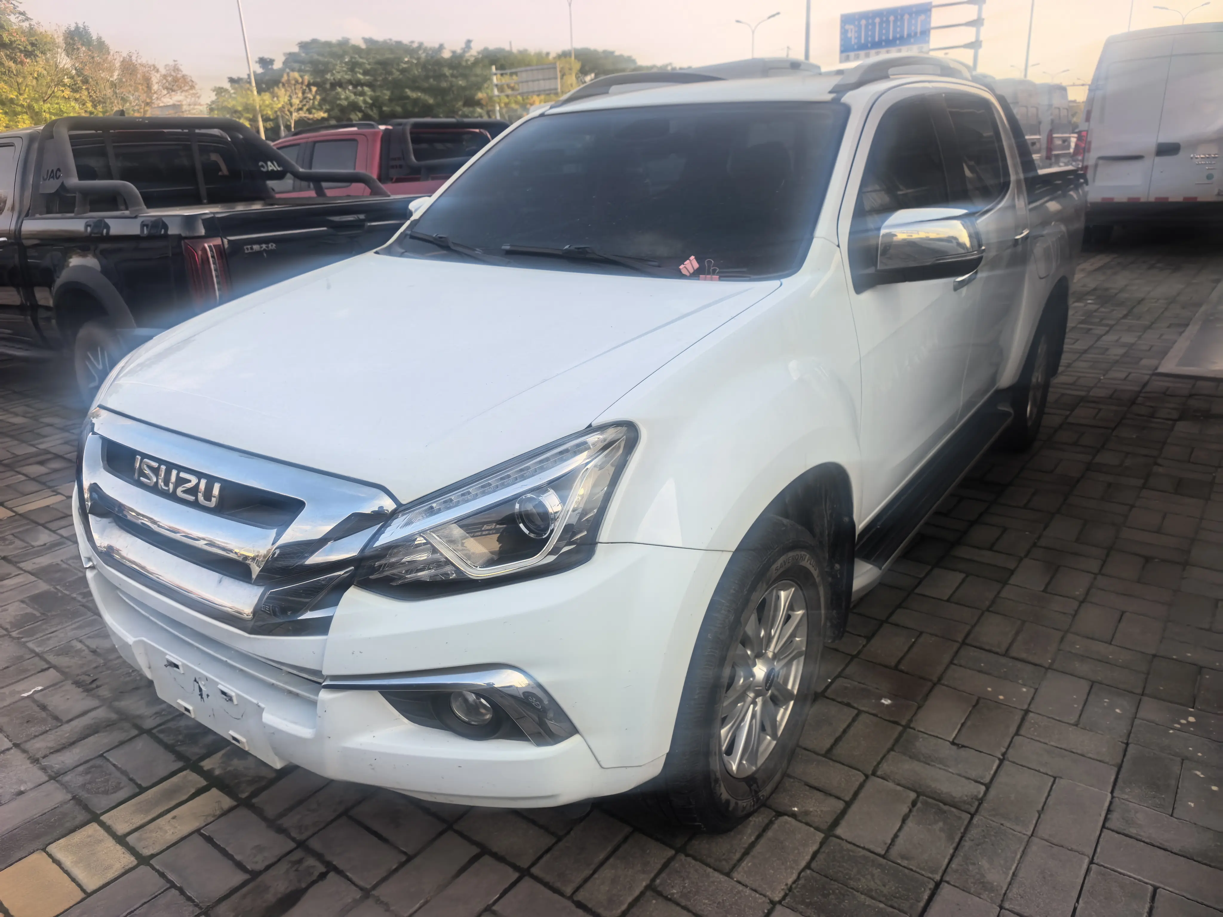 Isuzu D-MAX