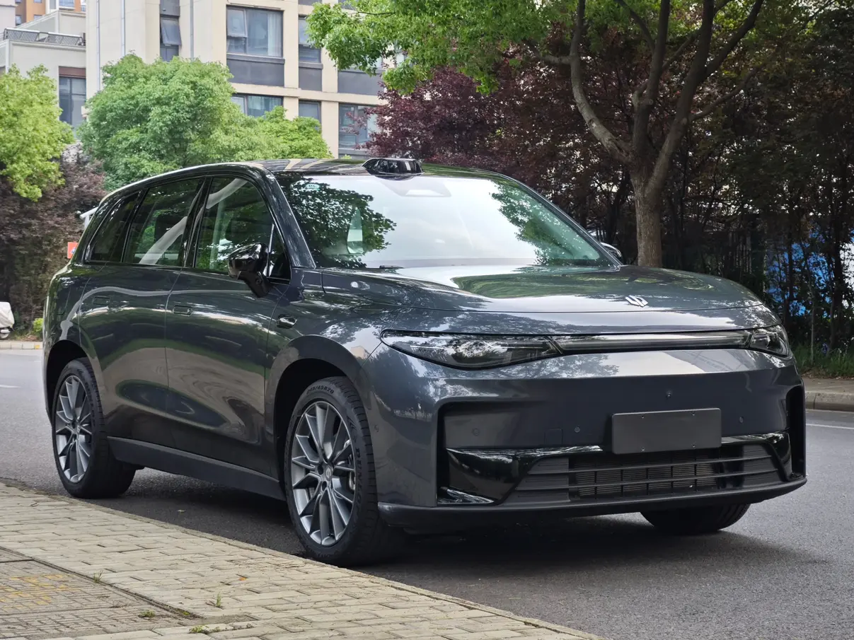 Leapmotor Zero running C10