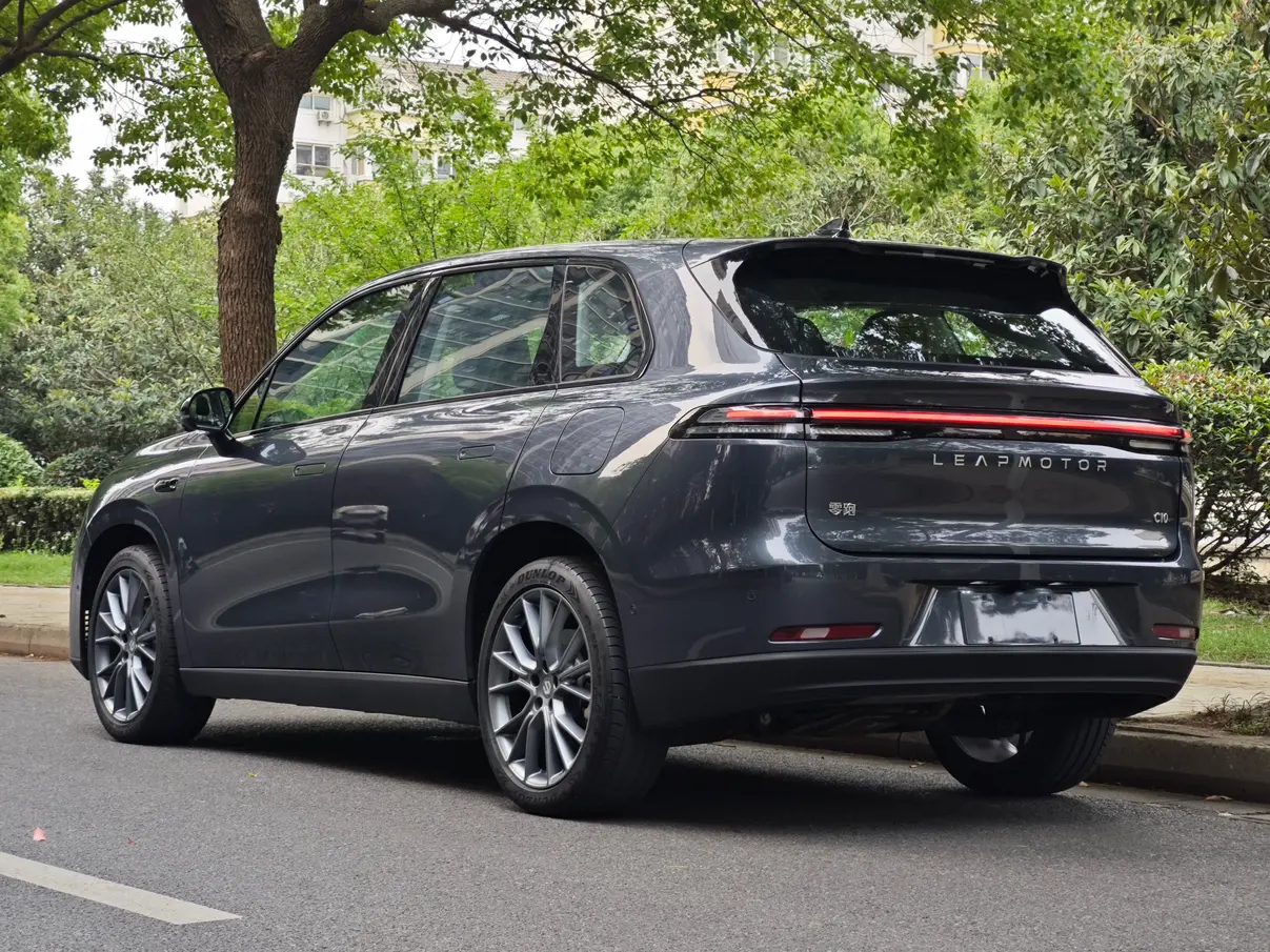 Leapmotor Zero running C10