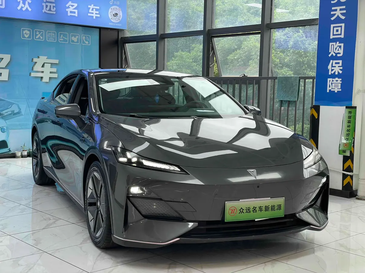 Deepal Dark blue SL03